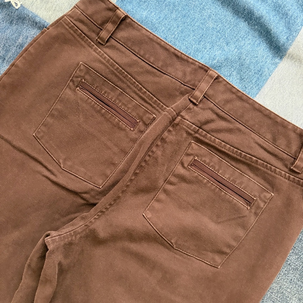 brown straight leg liz claiborne audra middle seam detail pants size 8 - Picture 4 of 9